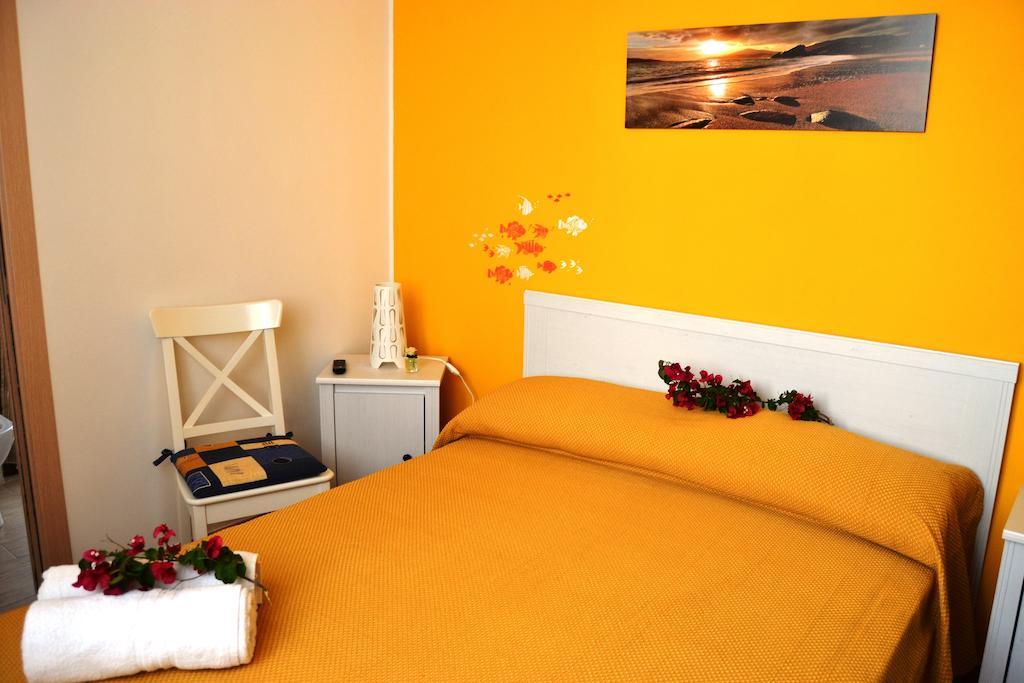 B&B Vivere Il Mare 圣维托罗卡波 客房 照片
