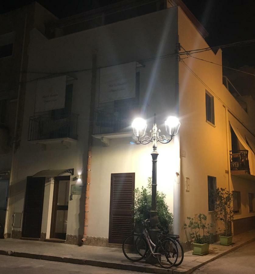 B&B Vivere Il Mare 圣维托罗卡波 外观 照片